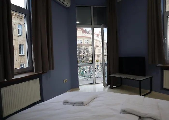 If Hostel